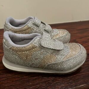 Toddler Girls Saucony sneakers
